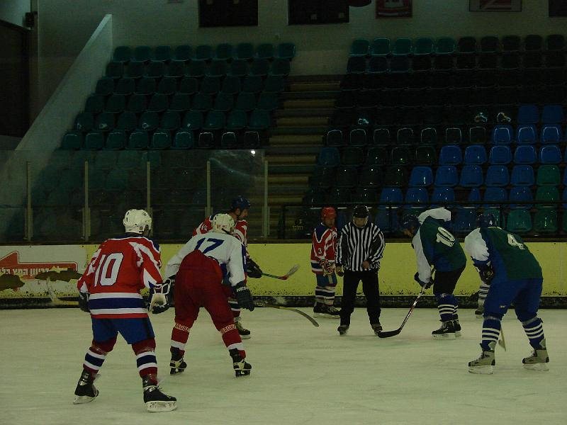 16-01-2009 (4 : 2), Hawks Haifa נגד Bat Yam