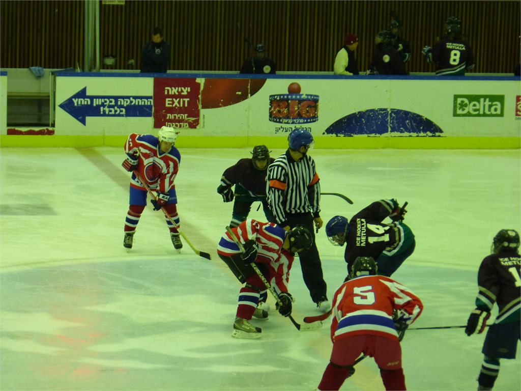 06-12-2013 (4 : 3), Hawks Haifa נגד Metulla Ice Hockey Club